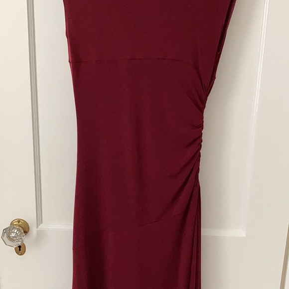 Maroon stretch dress - Picture 7 of 8